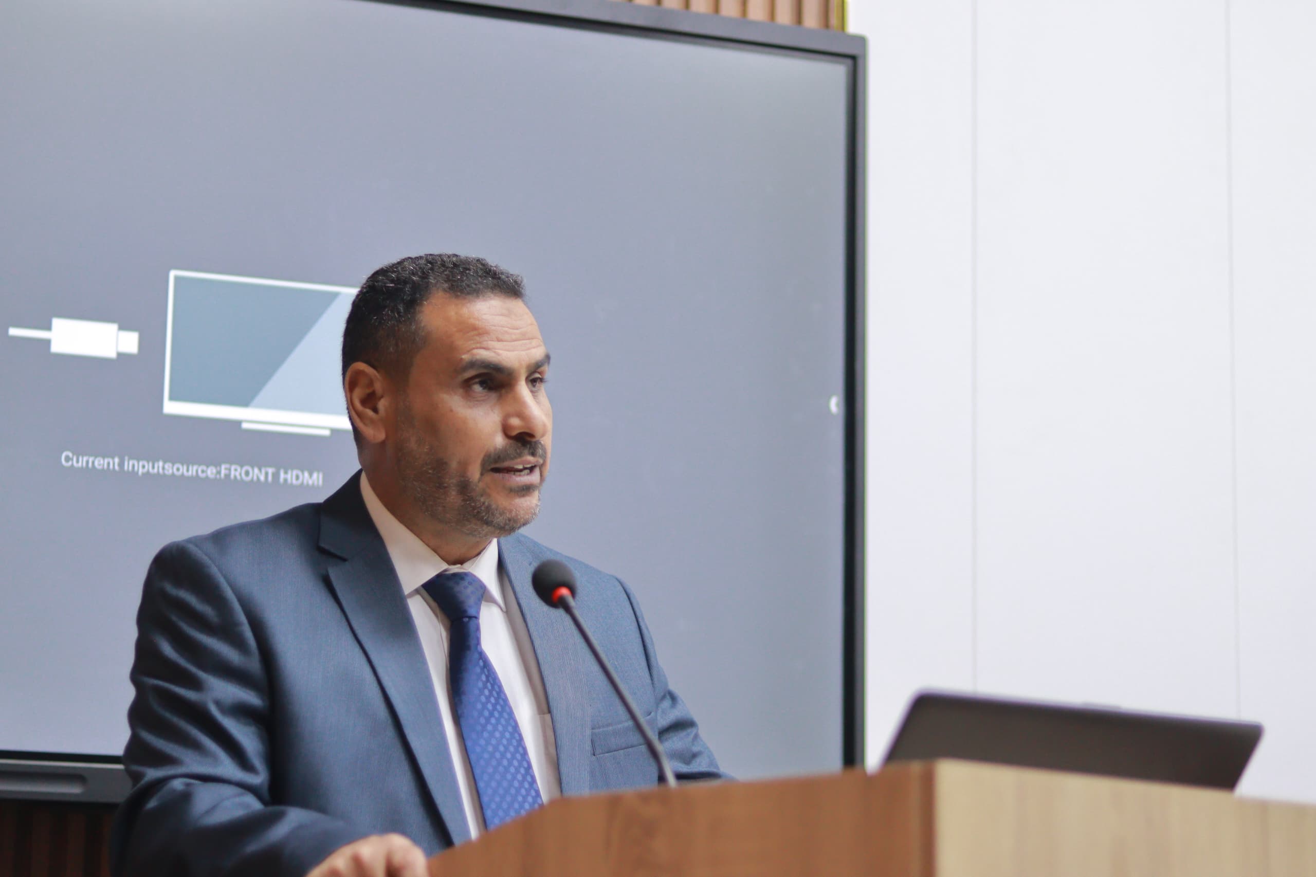 ختتام ندوة علمية  اختُتمت اليوم السبت الموافق 16 / 5 / 2026م فعاليات الندوة العلمية التي نظّمتها الأكاديمية الليبية للدراسات العليا بالتعاون مع المركز الوطني لبحوث الإعلام وعلوم الاتصال ومركز تنمية